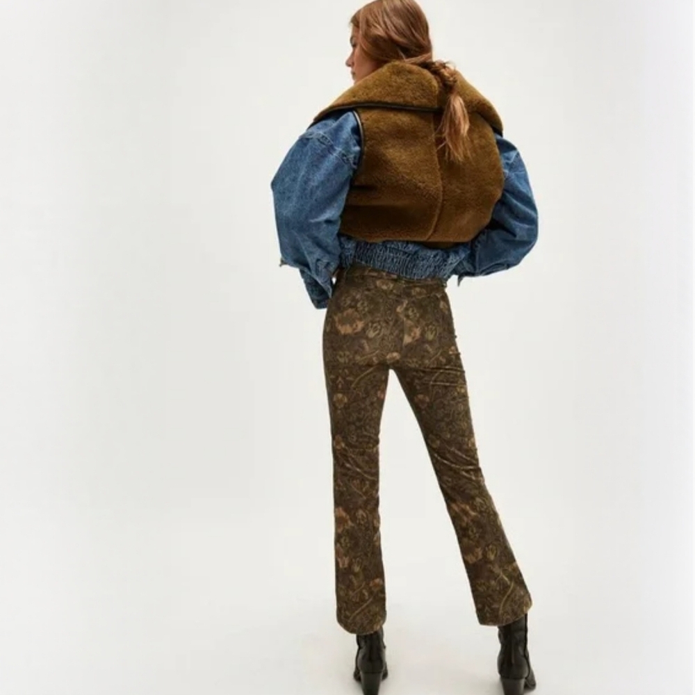 Free People High Times Printed Kick Flare Crop Pants In Olive Combo Women's Sz 2 - Picture 8 of 8